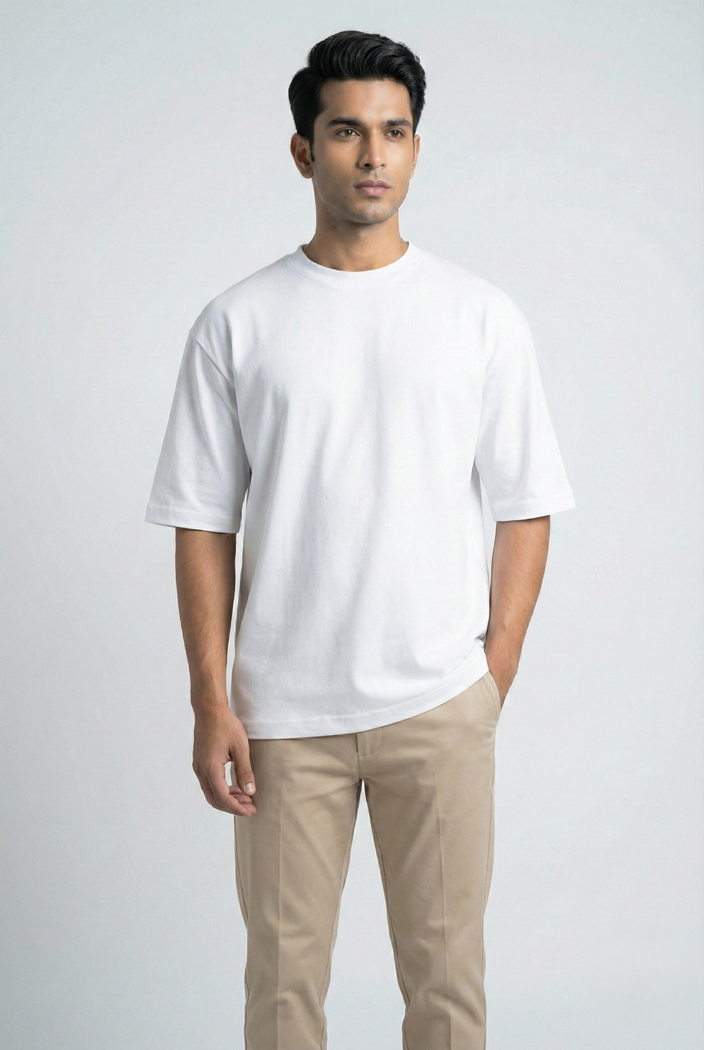 PREMIUM OVERSIZED WHITE TEE